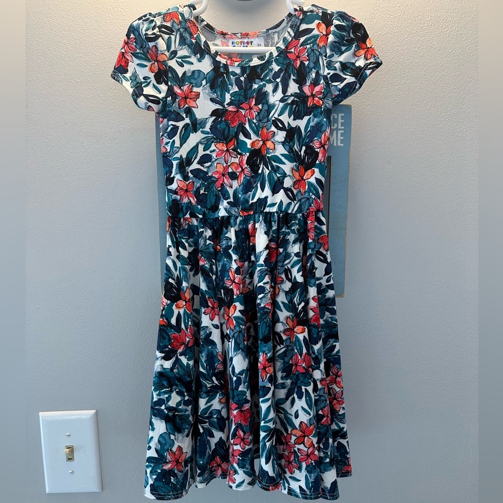 Dotdotsmile dress